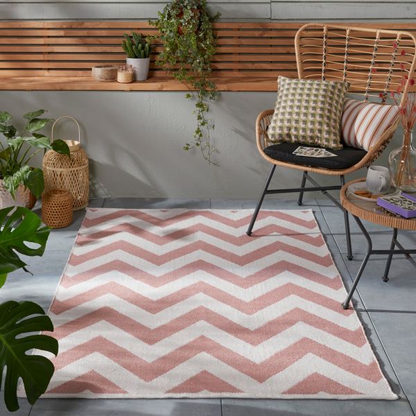 Brittany Chevron - Pink